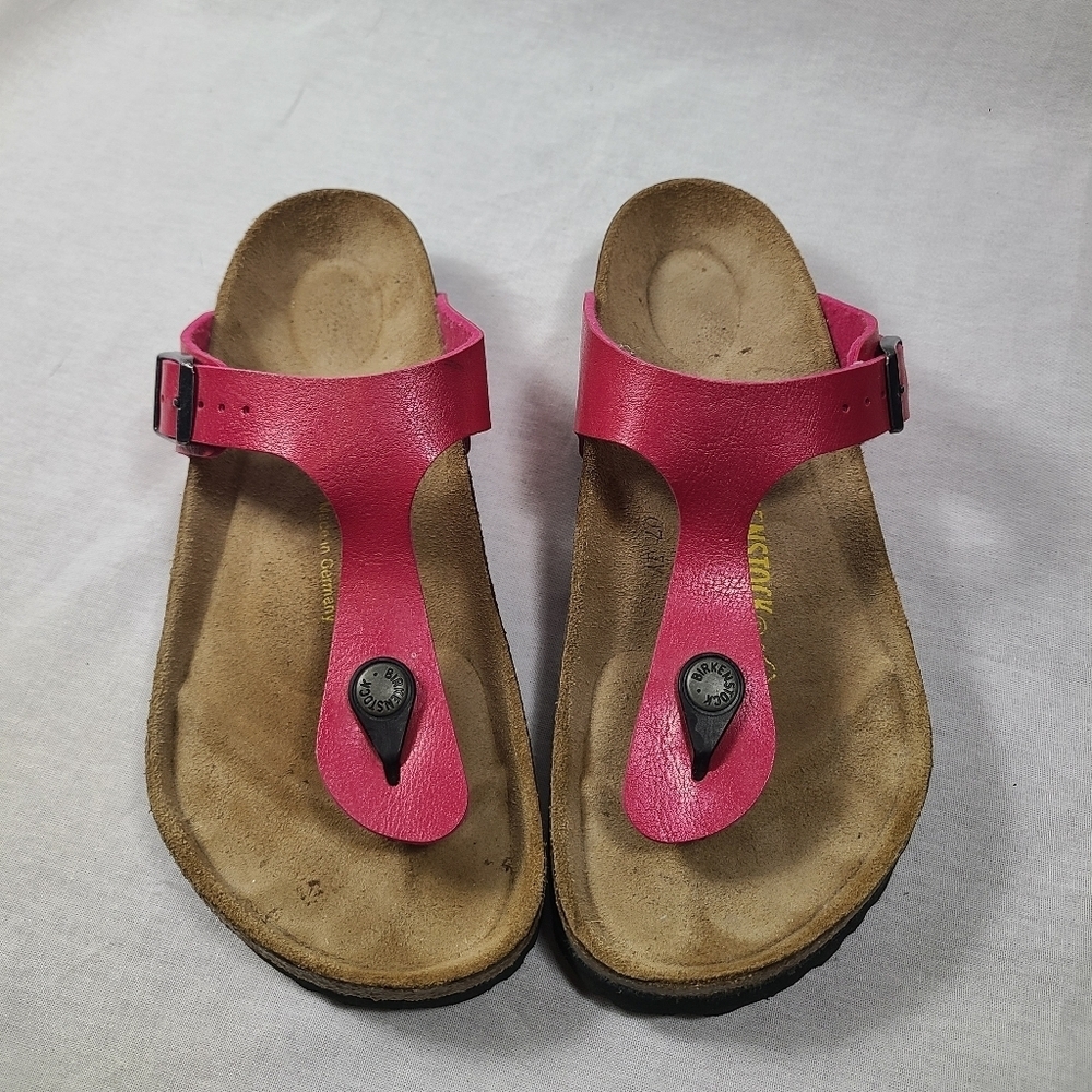 Birkenstock Gizeh Graceful Raspberry Sandal size 36